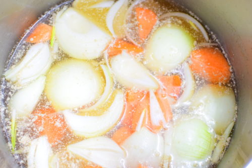 玉ねぎとろとろ！たまごコンソメスープのレシピの写真