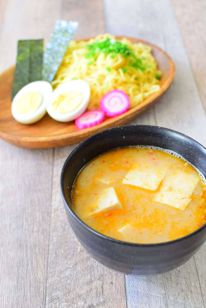 みそ味の豆腐入りピリ辛つけ麺のレシピ