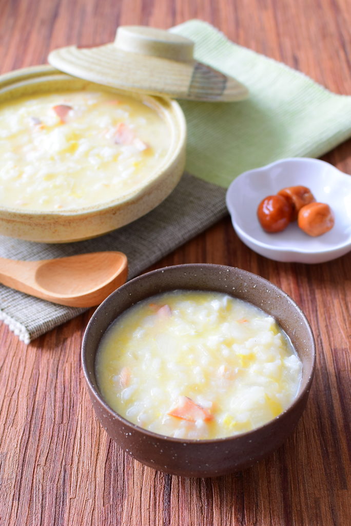 ご飯から作る!鮭入り卵おかゆのレシピ