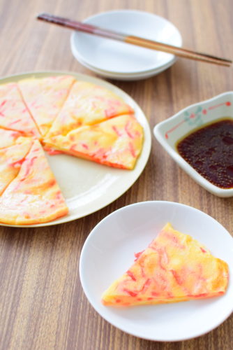 タレは混ぜるだけ！チーズ入り紅生姜チヂミのレシピの写真