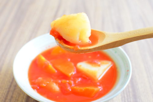 ホールトマトのじゃがいもにんじんスープのレシの写真