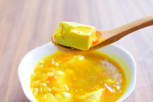 ガーリックカレーコンソメスープのレシピの写真
