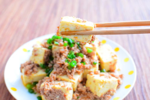 ご飯と相性抜群！ピリ辛！ひき肉豆腐のレシピの写真