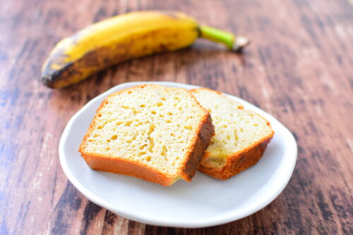 ホットケーキミックスで作るバターなし！バナナパウンドケーキのレシピの写真
