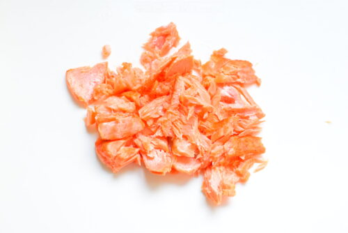 ごまドレッシング和えたまご鮭サラダのレシピの写真