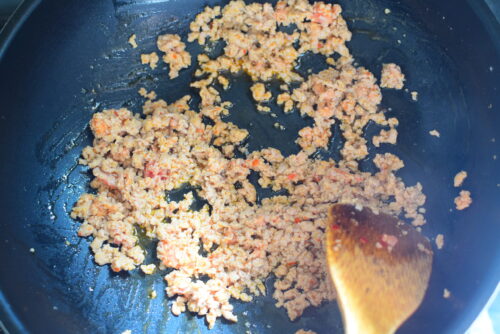 豆腐と豚ひき肉の塩昆布炒めのレシピの写真