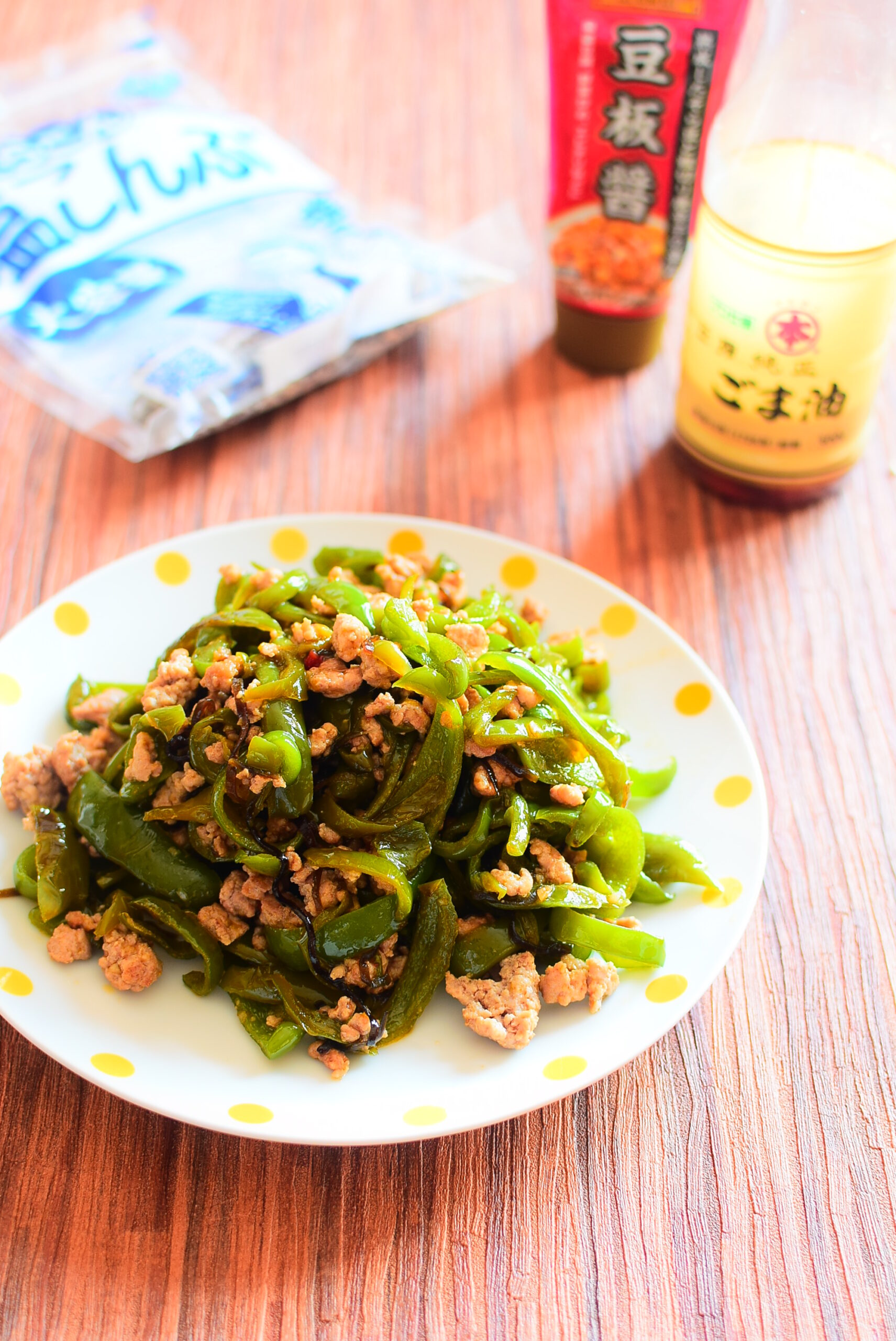 豆板醤でピリ辛！ピーマンたっぷり塩昆布炒め物のレシピの写真