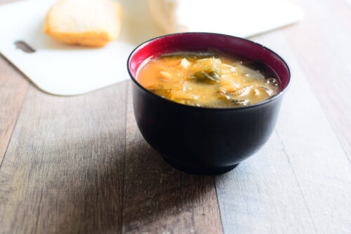 食べ応え抜群！大根とわかめの味噌汁のレシピの写真